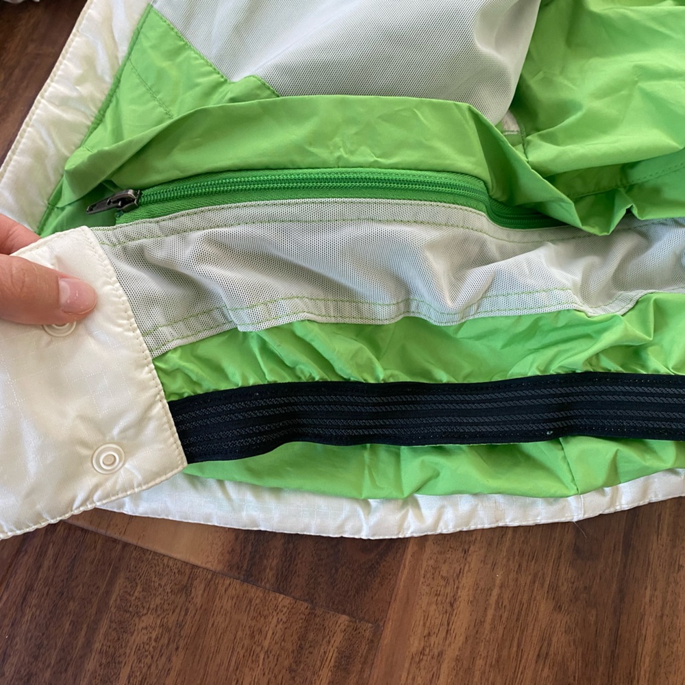 Patagonia off-white Puff Nano Jacket - Picture 10 of 12